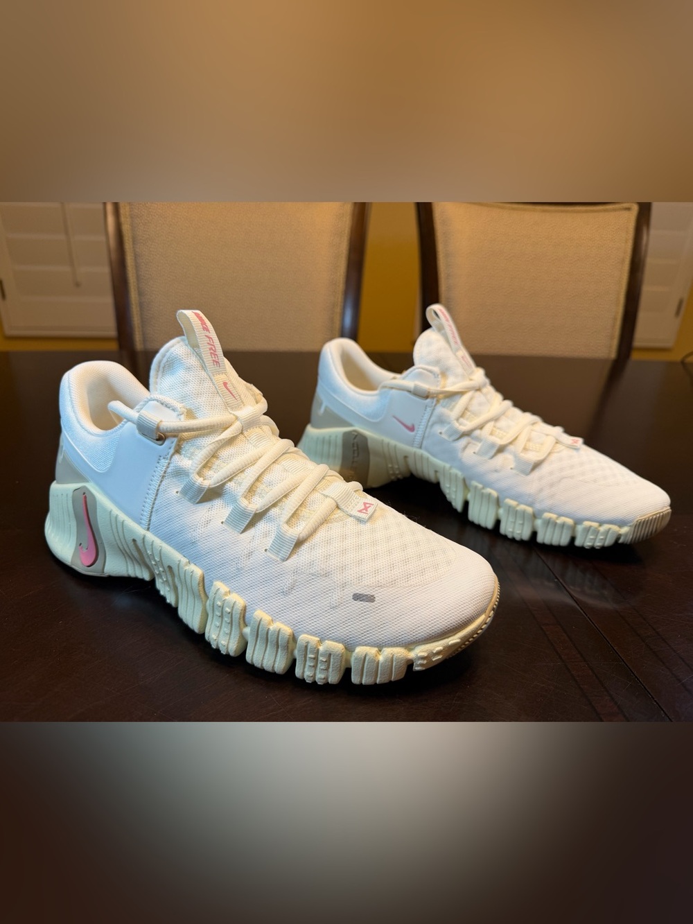 New Nike Free Metcon 5 White Pink Sneaker Shoes Size US 9